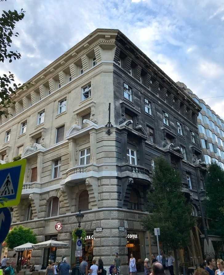 4. Ten budynek w Budapeszcie zostаł oczyszczony tylko z jednej strony.