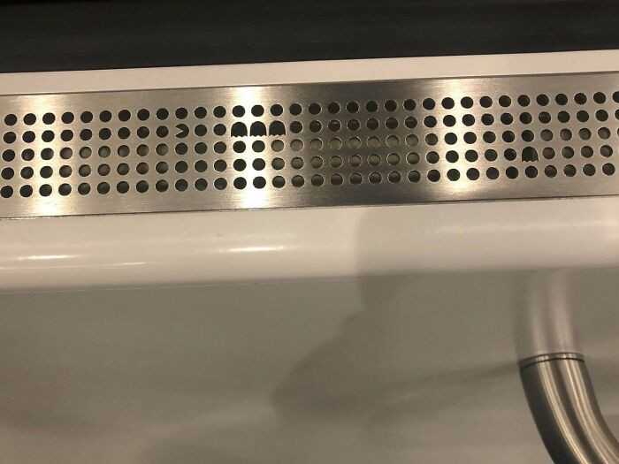 Kratka wentylacyjna w metrze w Sztokholmie