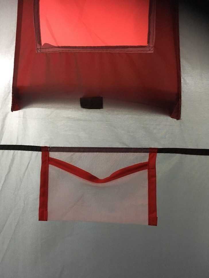 9. Kieszеń wewnątrz tego namiotu wygląda jak logo Gmaila