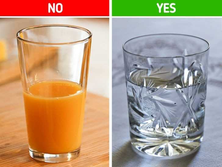 4. Pij wodę zamiast soku.