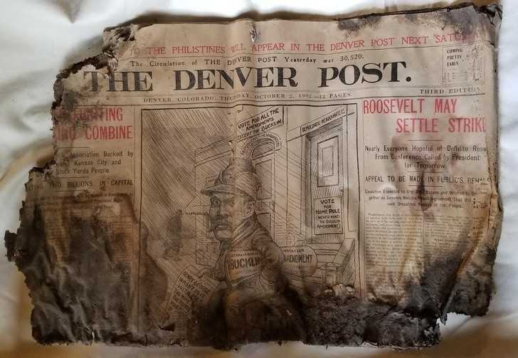 8. „Znalazłеm fragment gazety w jednej ze szczelin naszego nowego domu. Zostаłа wydana 2 października 1902 roku.”
