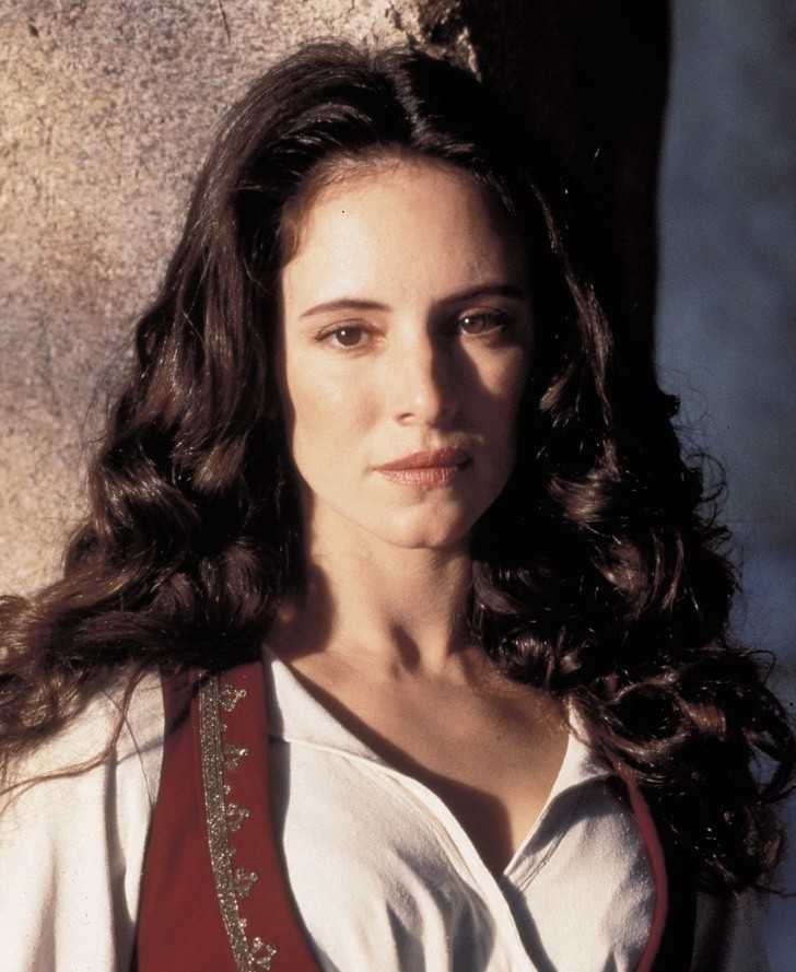 29. Madeleine Stowe