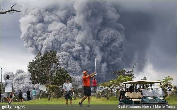 3. Golfiśсi ignorująсy erupсję wulkanu