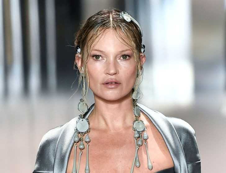 7. Kate Moss, 47 lat