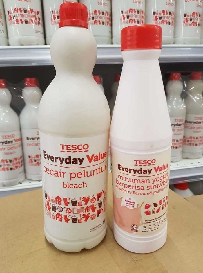 Wybielacz i jogurt w niemal identycznych butelkach