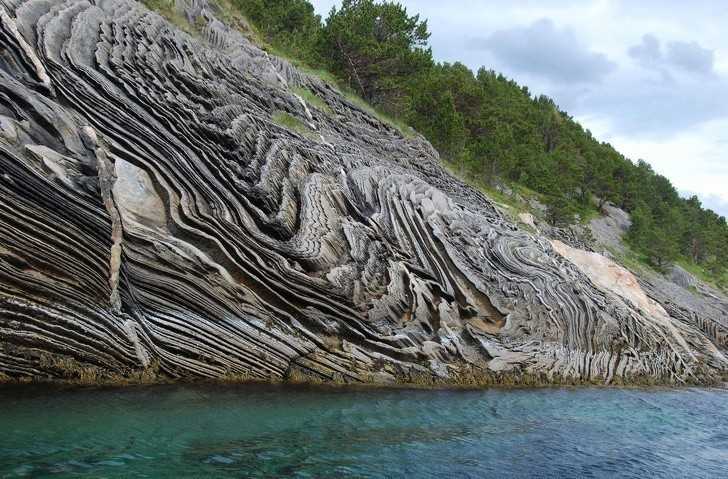 7. Niezwykłе kamienne wybrzеżе w Norwegii