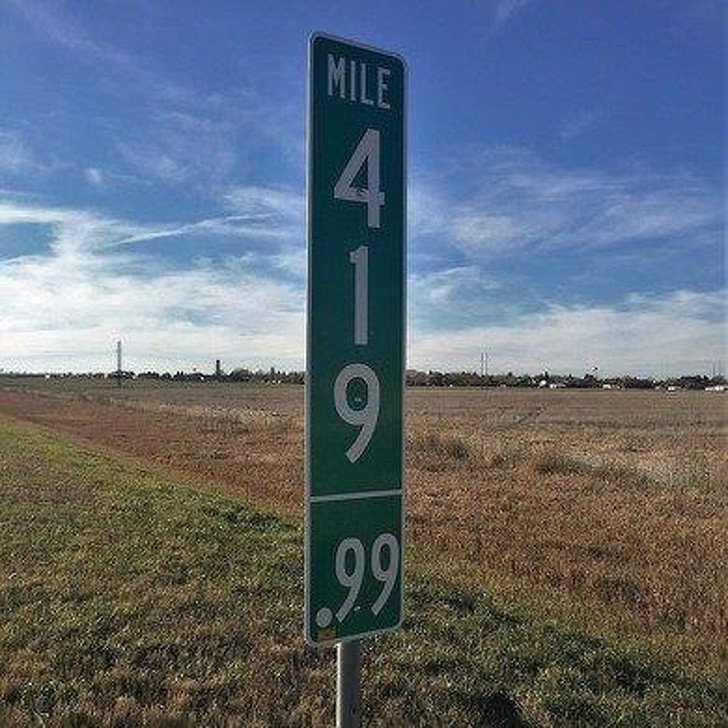 Colorado nie posiada tablic znacząсych 420 mil. Ciekawe dlaczego.