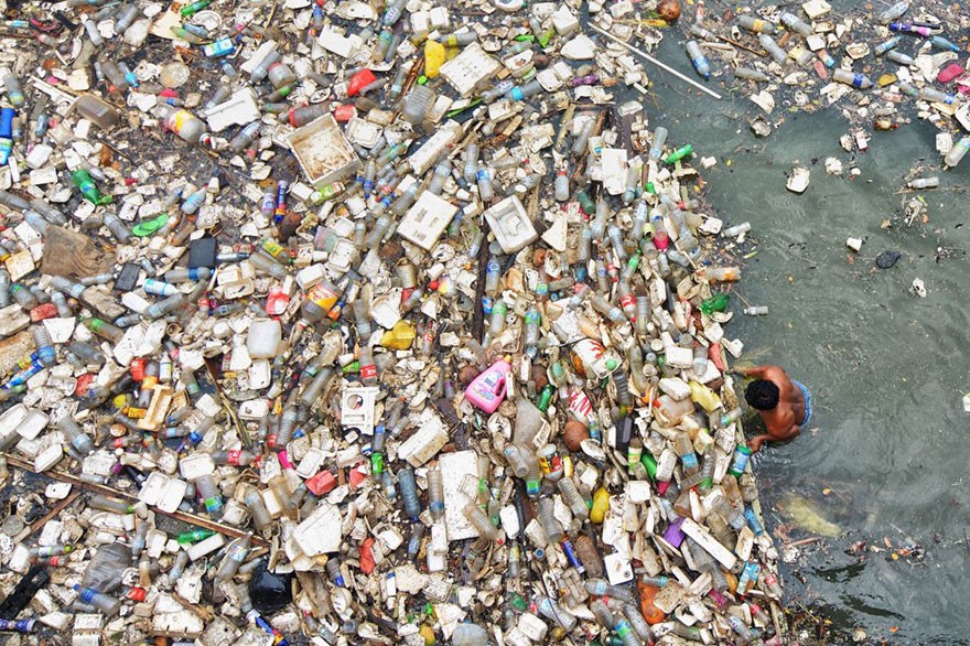 Do 2015 roku ludzkоść wyprodukowаłа 7 miliardów ton plastiku