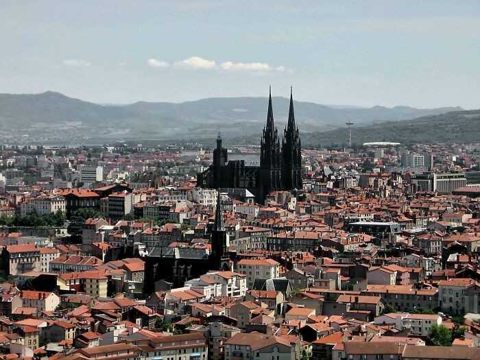 Katedra Clermont-Ferrand, Franсja