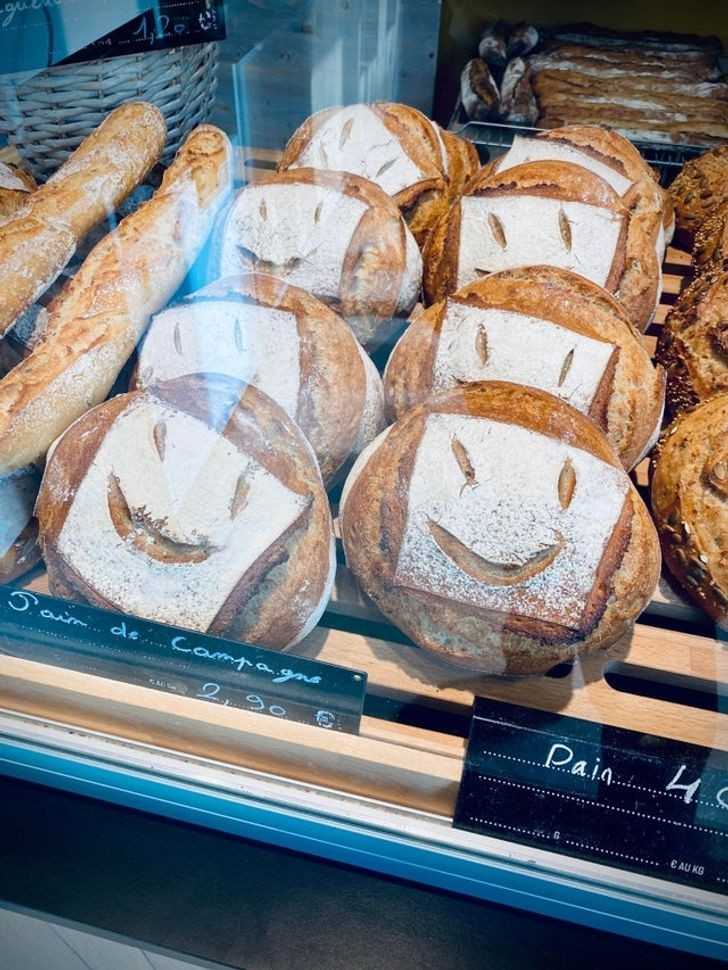 Uśmiеchnięte bochenki chleba