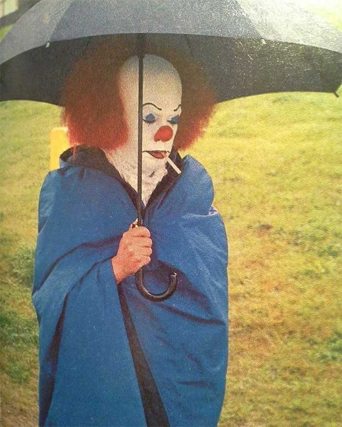Tim Curry na planie