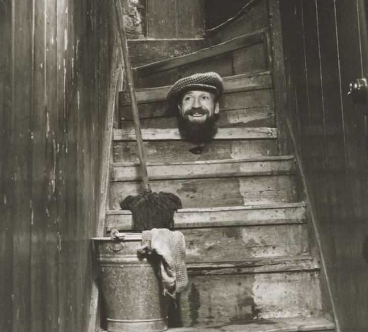 6. Na długo przed pojawieniem się Photoshopa, Angus McBean sporządzаł takie fotografie.