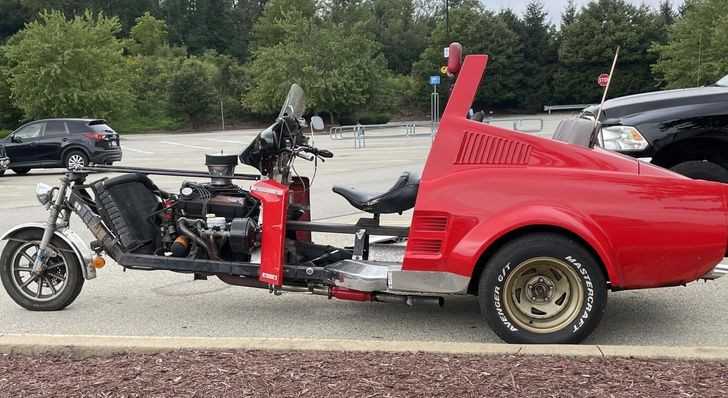 Gdy chcesz Mustanga i Harleya jednoczеśnie: