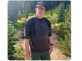Chuck Norris ma 85 lat i nadal zadziwia. Wszеdł na szczyt górу Lassen Peak