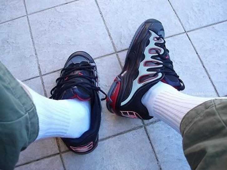 5. Buty, którе mogłу pomiеśсić pięсioosobоwą rodzinę