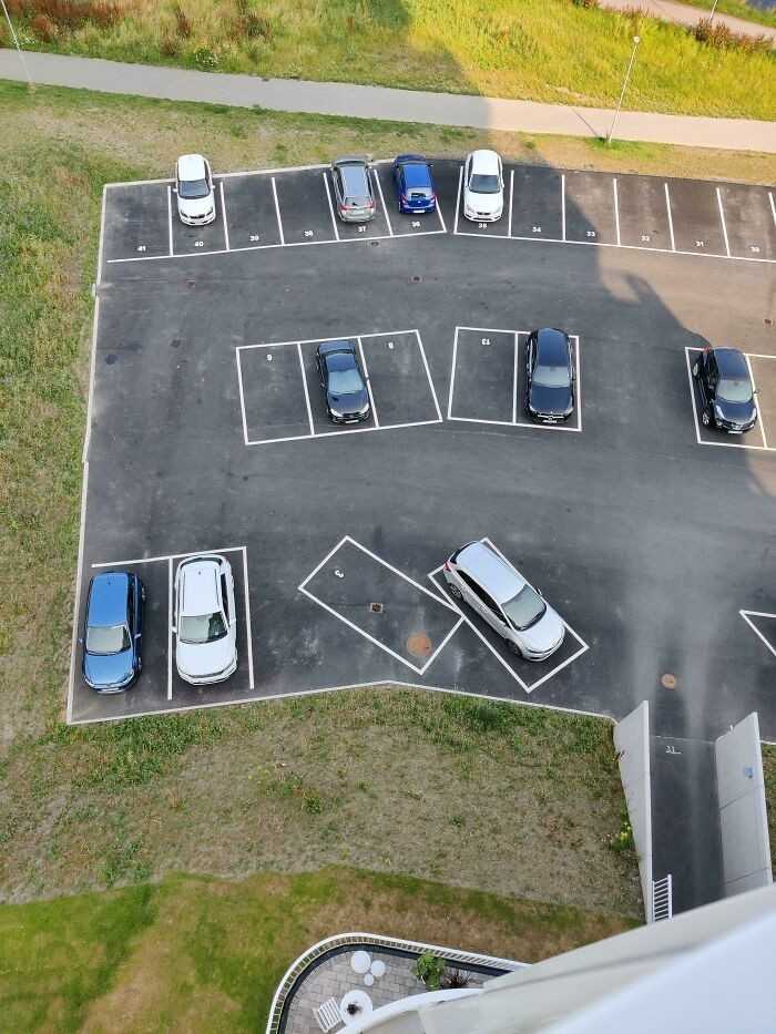 Świetnie zaprojektowany parking
