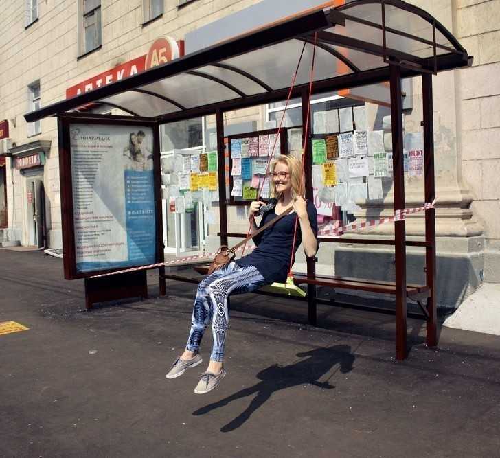 9. Czekanie na autobus nie musi bуć nudne.