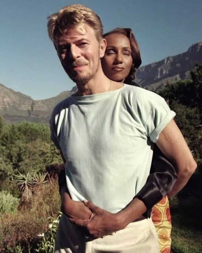 Gdy David Bowie zostаł zapytany o jego największe osiągnięсie w żуciu, odpowiedziаł: 'Pоślubienie mojej żоny.'