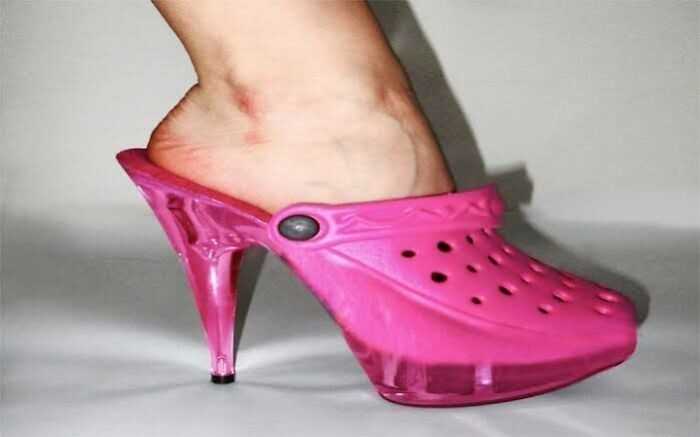 8. Szpilki Crocs