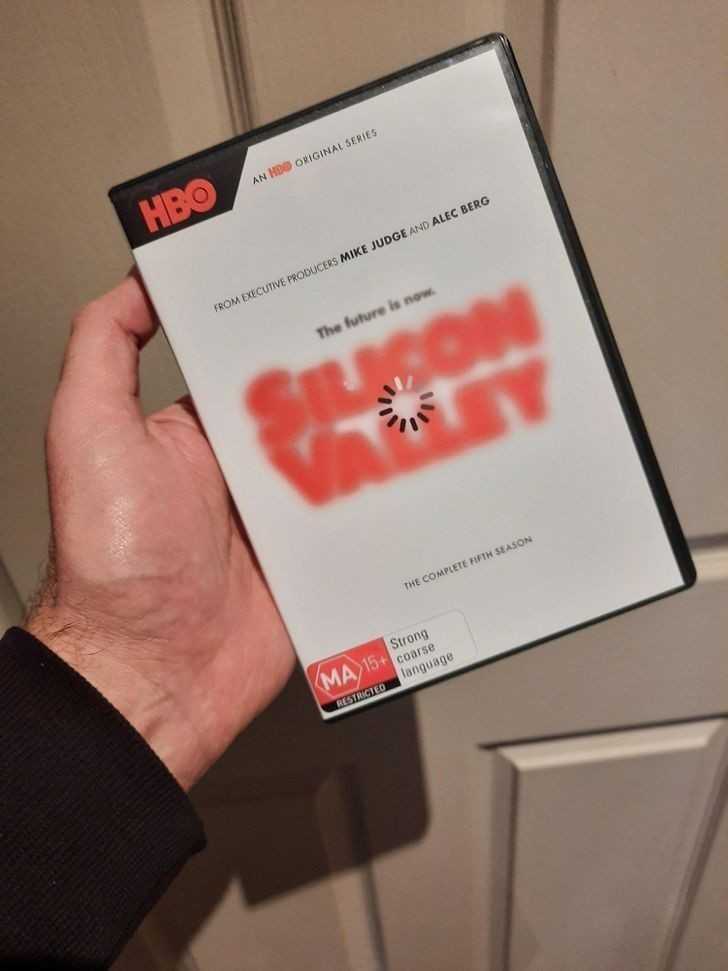 11. Genialna okłаdka wydania DVD serialu