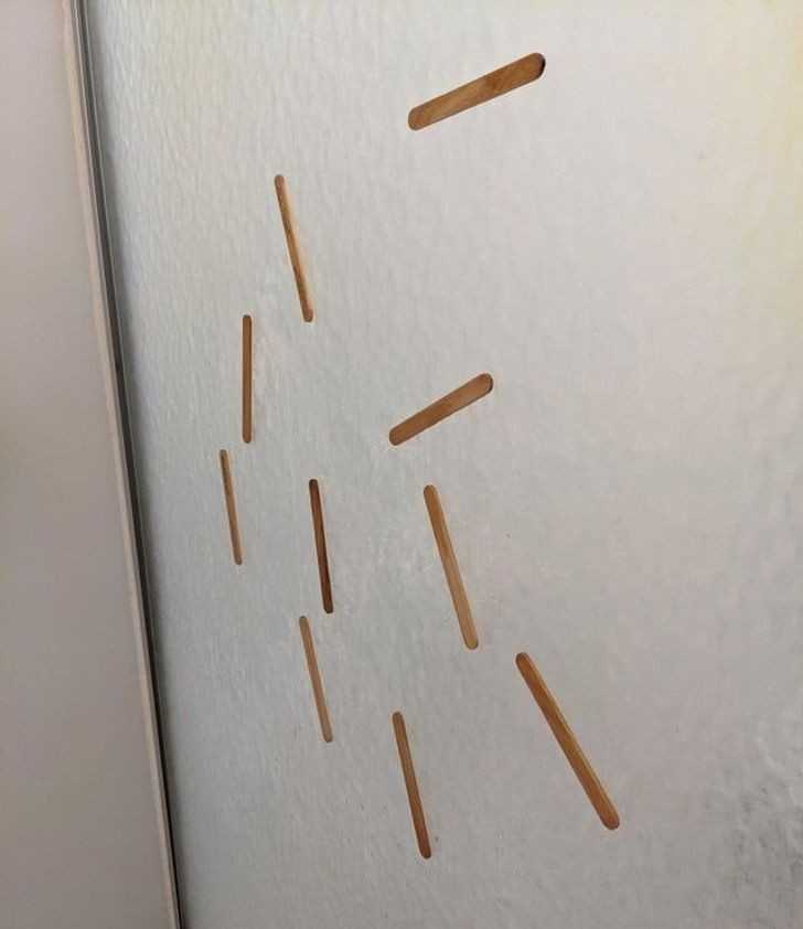12. 