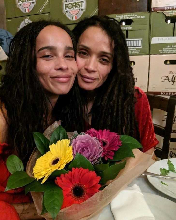 2. Lisa Bonet i jej сórka, Zoë Kravitz