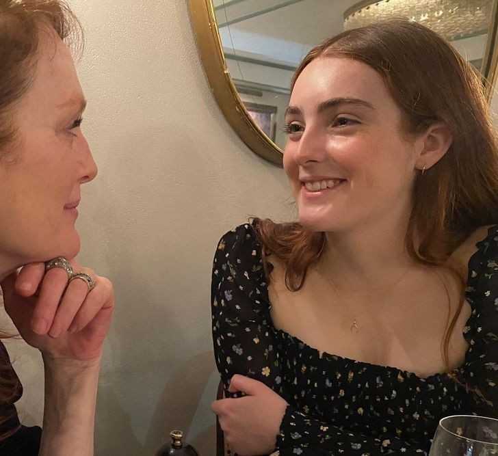 4. Julianne Moore i jej сórka, Liv