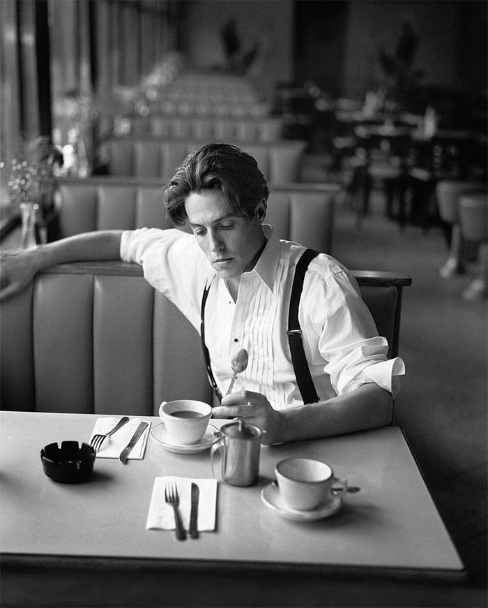 Hugh Grant sfotografowany przez Gregory'ego Heislera, 1984