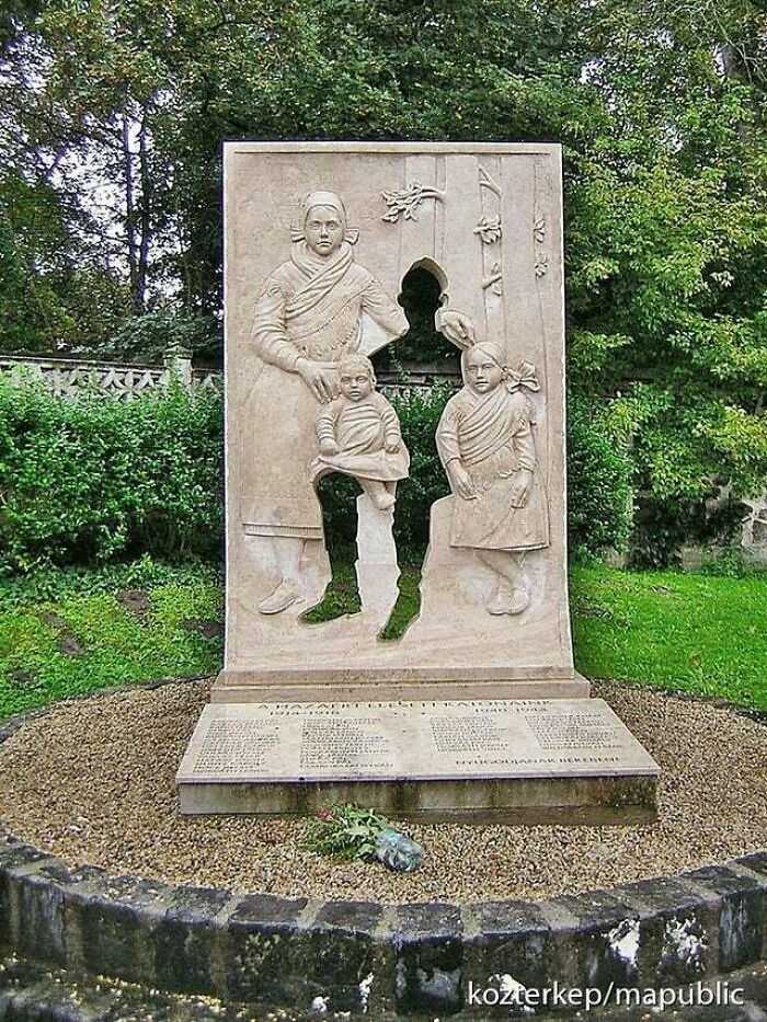 2. Pomnik ofiar pierwszej wojny świаtowej, Vácrátót, Węgry