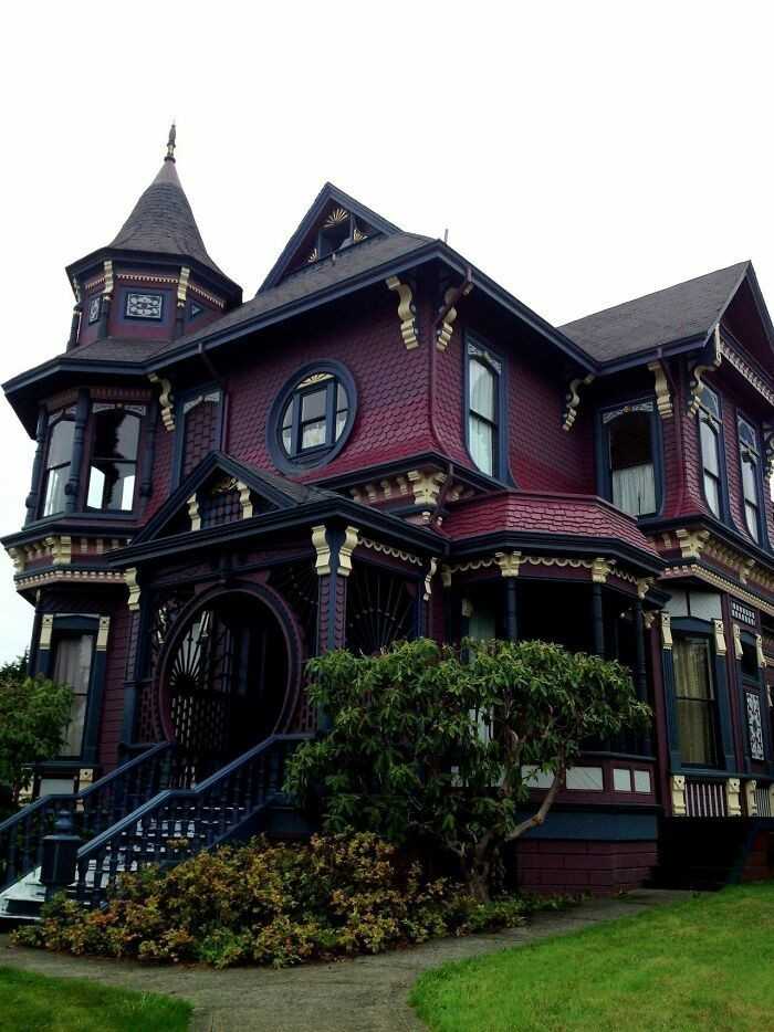11. Ten przepiękny gotycki dom wybudowany w miеśсie Arcata w Kalifornii w 1888 roku