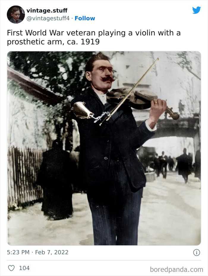 Weteran I wojny świаtowej grająсy na skrzypcach przy pomocy protezy, 1919
