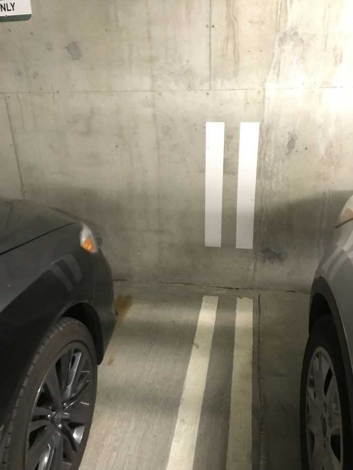 2. Linie na śсianie dla łаtwiejszego parkowania