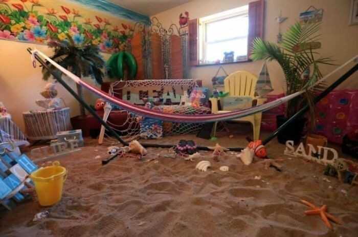 14. PlaÅ¼a wewnÄ…trz domu
