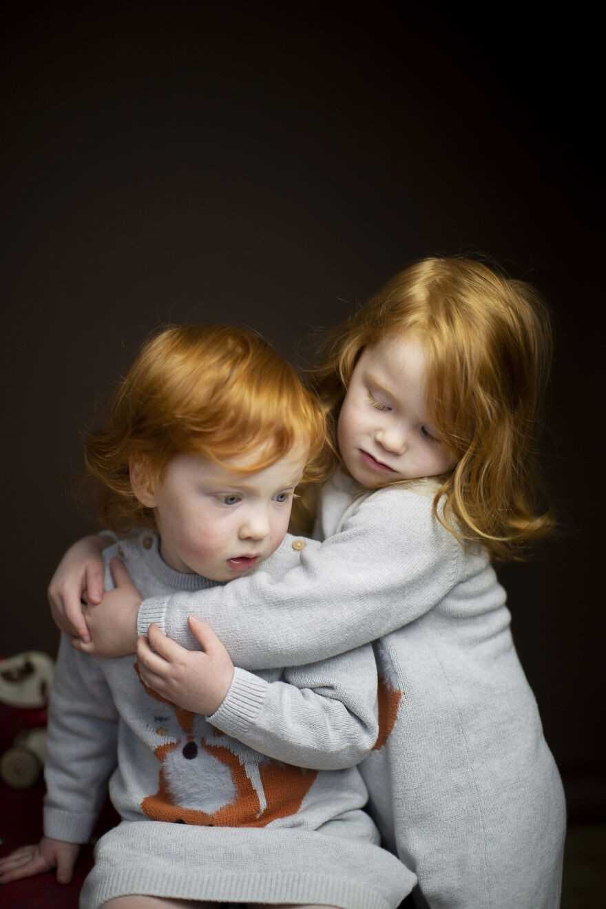 6. CÃ³rki fotografa, Izzy & Ada Dodds, Szkoсja