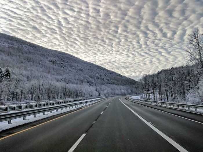 15. PoÅ‚Ä…czenie chmur i Å›nieÅ¼nego krajobrazu.