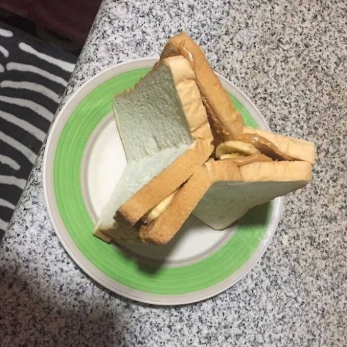 "Moja potrÃ³jna kanapka z bananem i masÅ‚em orzechowym"