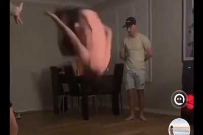 Kiedy kumpel na imprezie odwala taki numer, że siÄ wierzyÄ nie chce